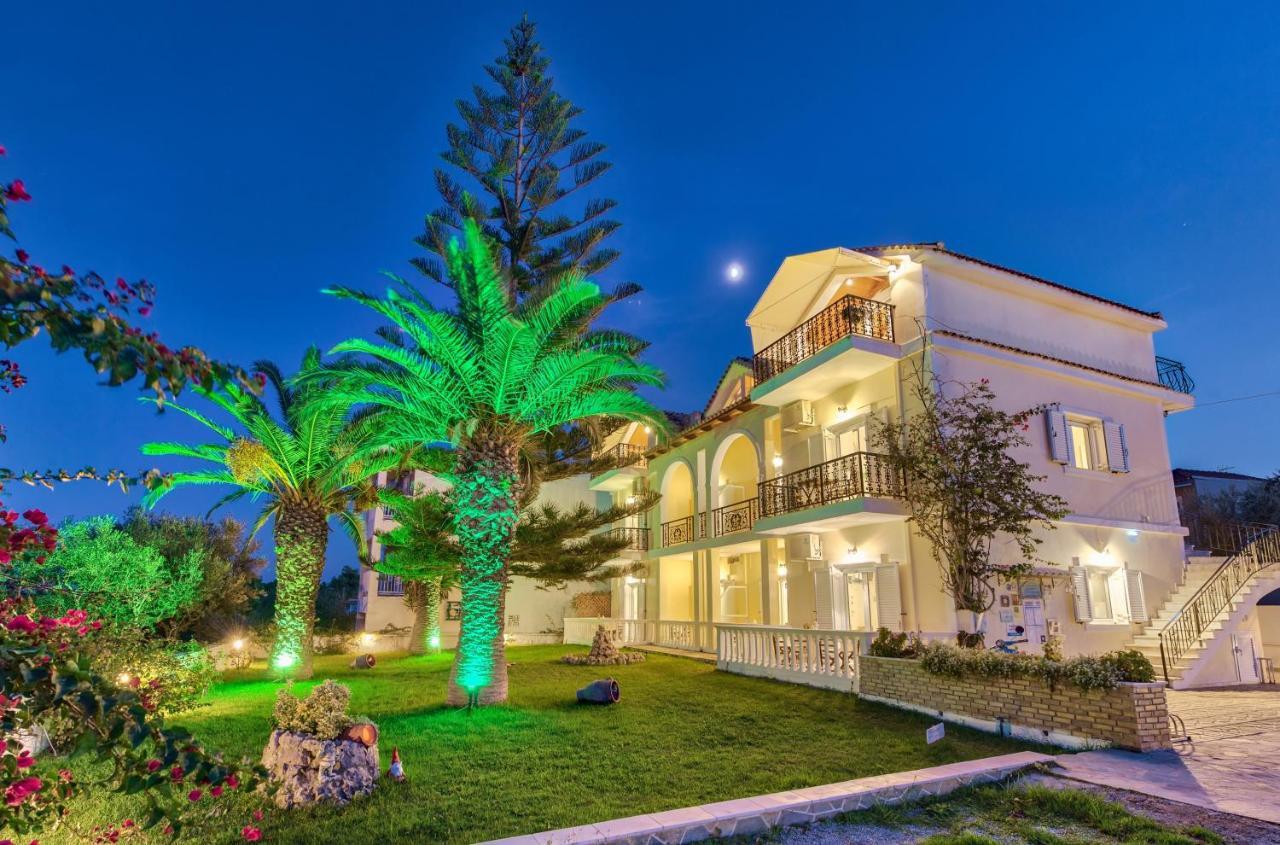 Panorama Studios & Apartments Amoudi Exterior photo